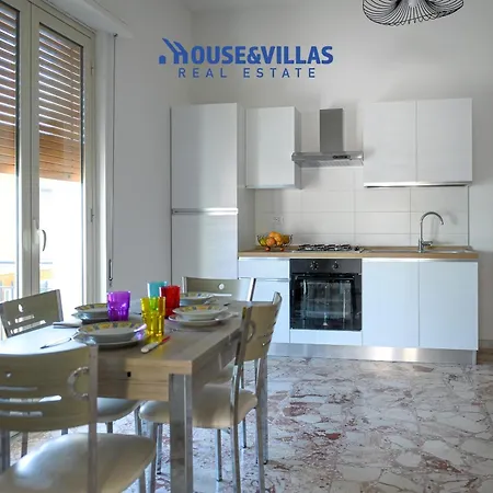 House&villas - Nel Cuore Apartment *