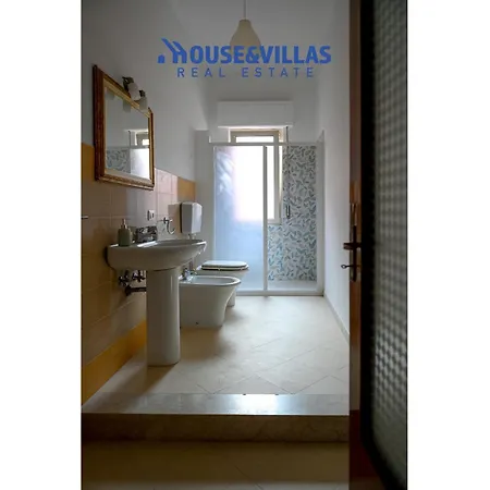 House&villas - Nel Cuore Apartment *